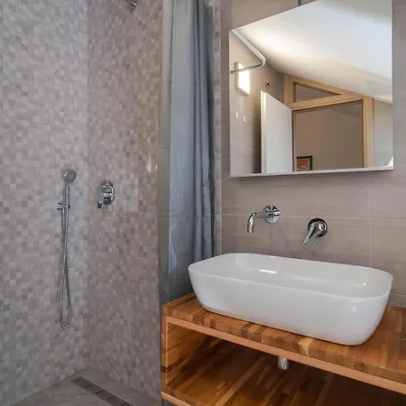 In With Jacuzzi *